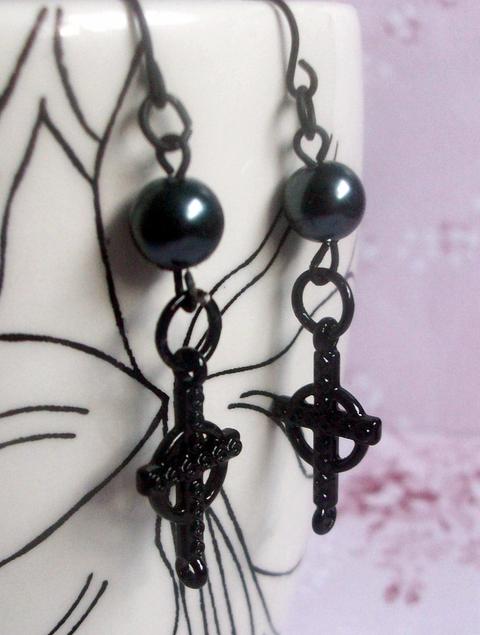 Gothic Earrings Black Cross