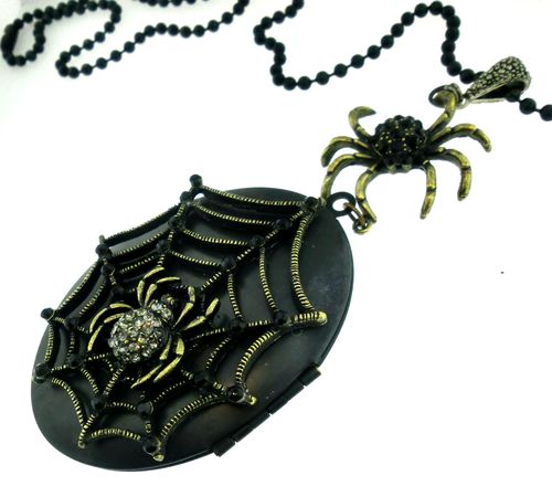 Gothic Vampire Spider